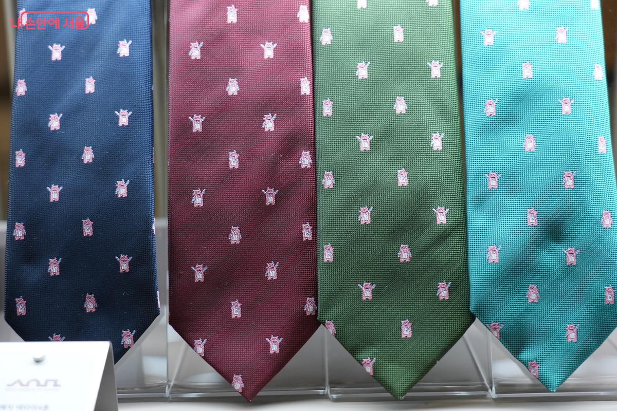 해치와 소울프렌즈, 서울마이소울 브랜드 굿즈도 함께 판매한다. &copy;우현희