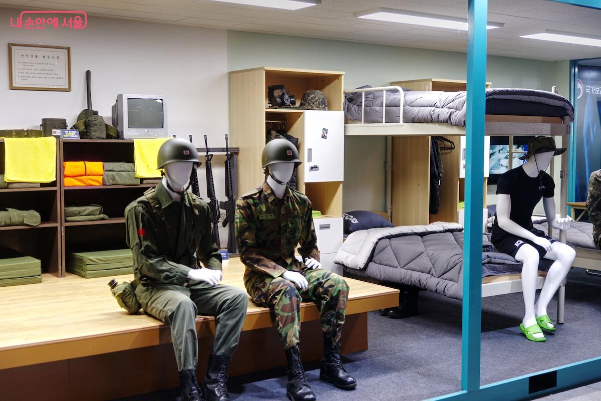 세종문화회관 미디어아트와 함께 제대군인 주간 행사도 즐겼다.