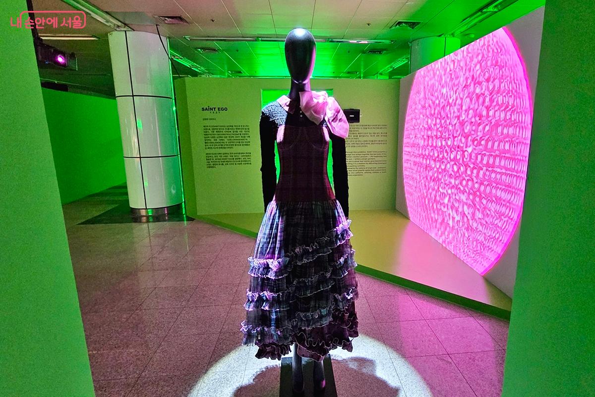 디자이너의 작품.ⓒ김윤경