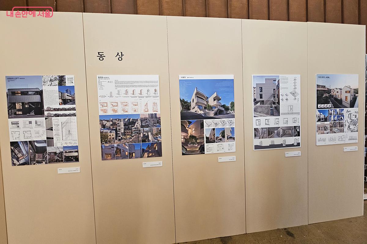 섬세한 공간과 따스한 빛이 어우러진 이 집들은 서울 주거건축의 새로운 지평을 연다. ©백승훈