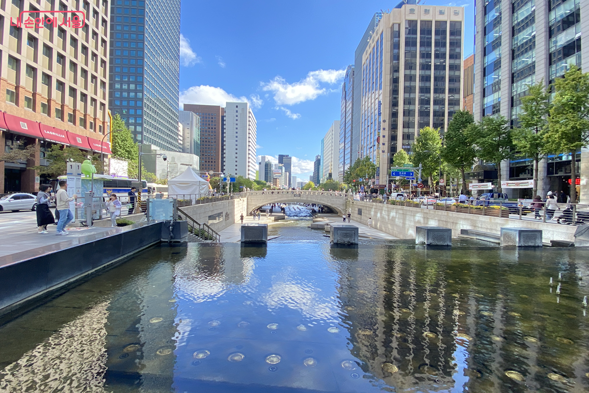 인쇄축제 현장에서 발견한 청계광장의 아름다운 풍경 ©김경선