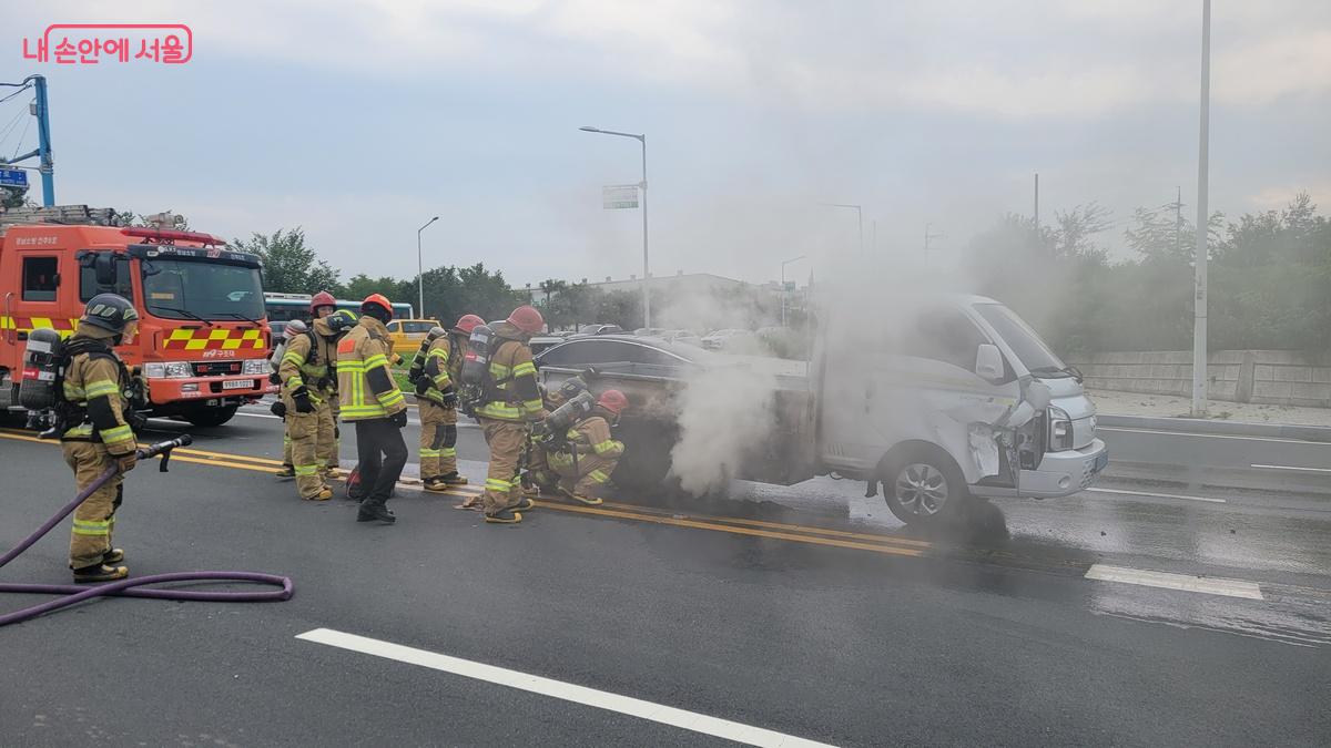 자동차 화재 ©진주소방서