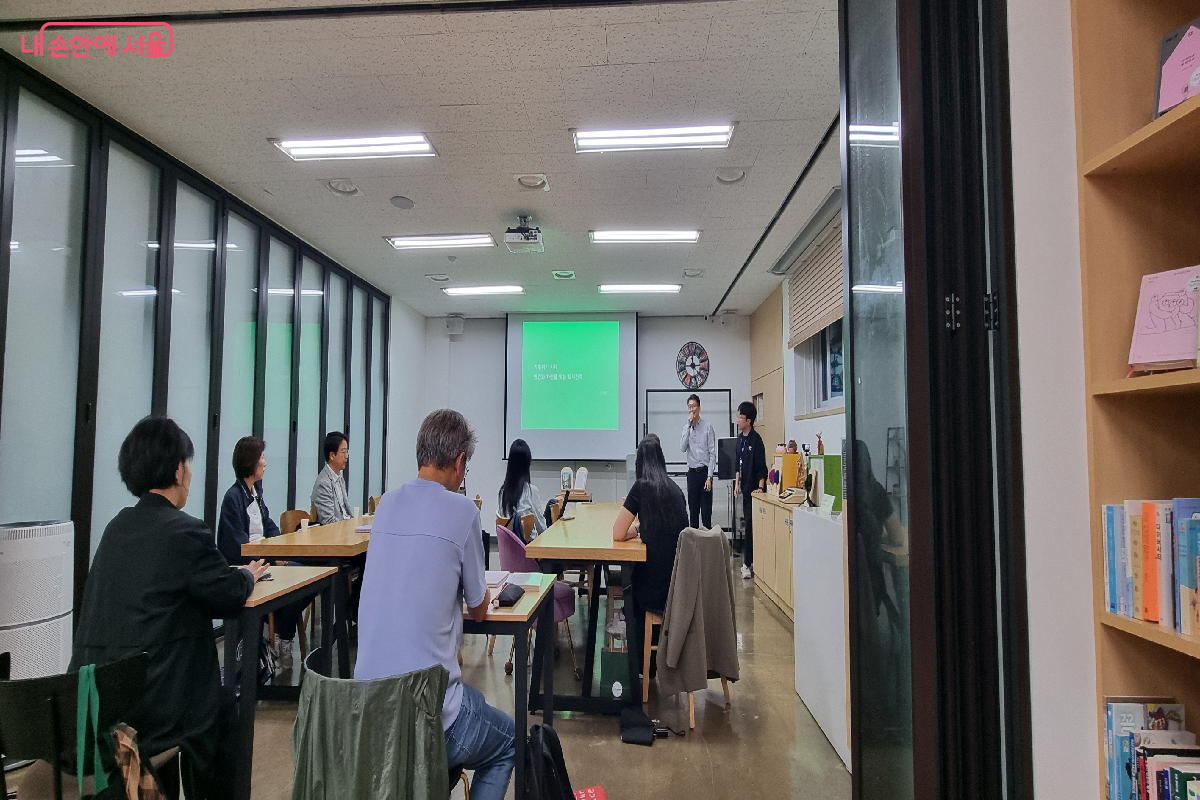 릴레이 저자 강연은 남상문 작가가 포문을 열었다. ©최문섭