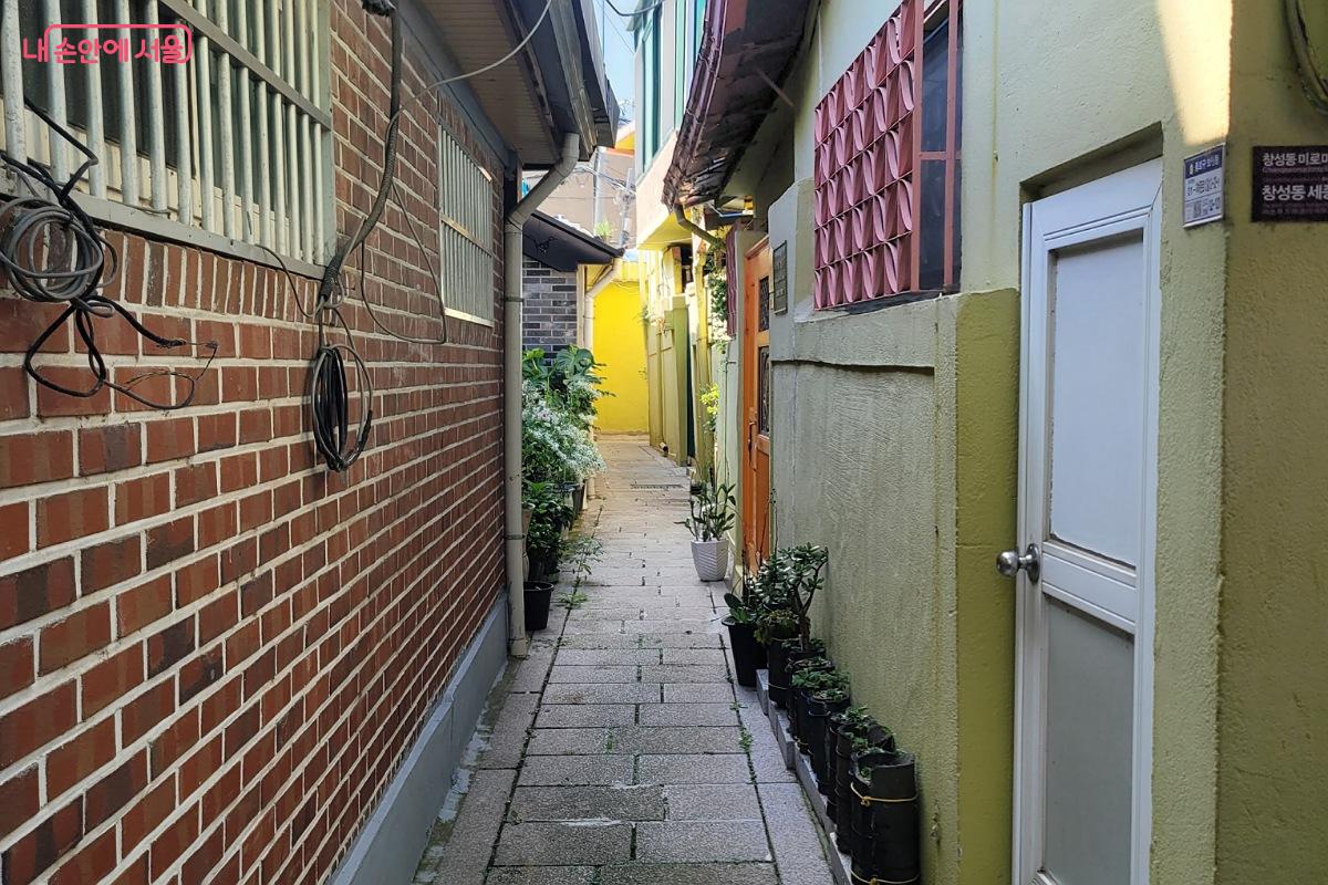 미로 같은 서촌의 골목 ©박미선