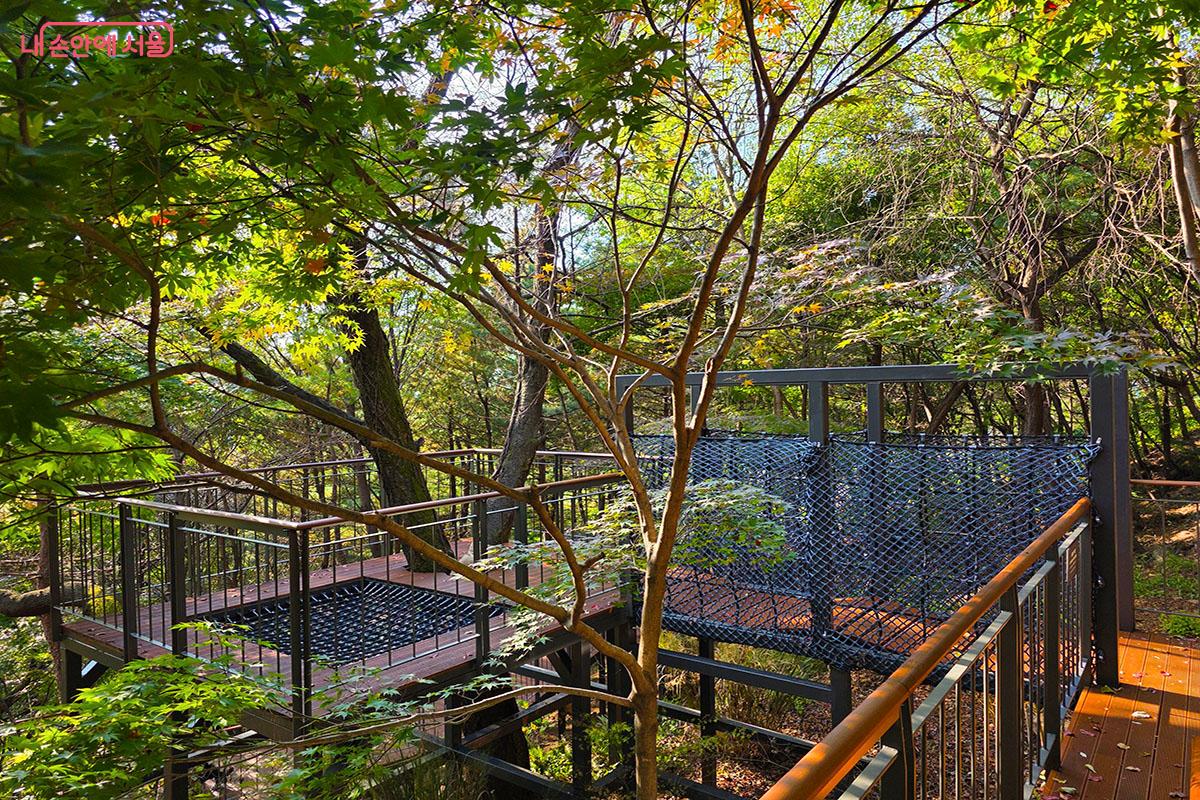 스릴만점인 '모험놀이데크' ©이정민