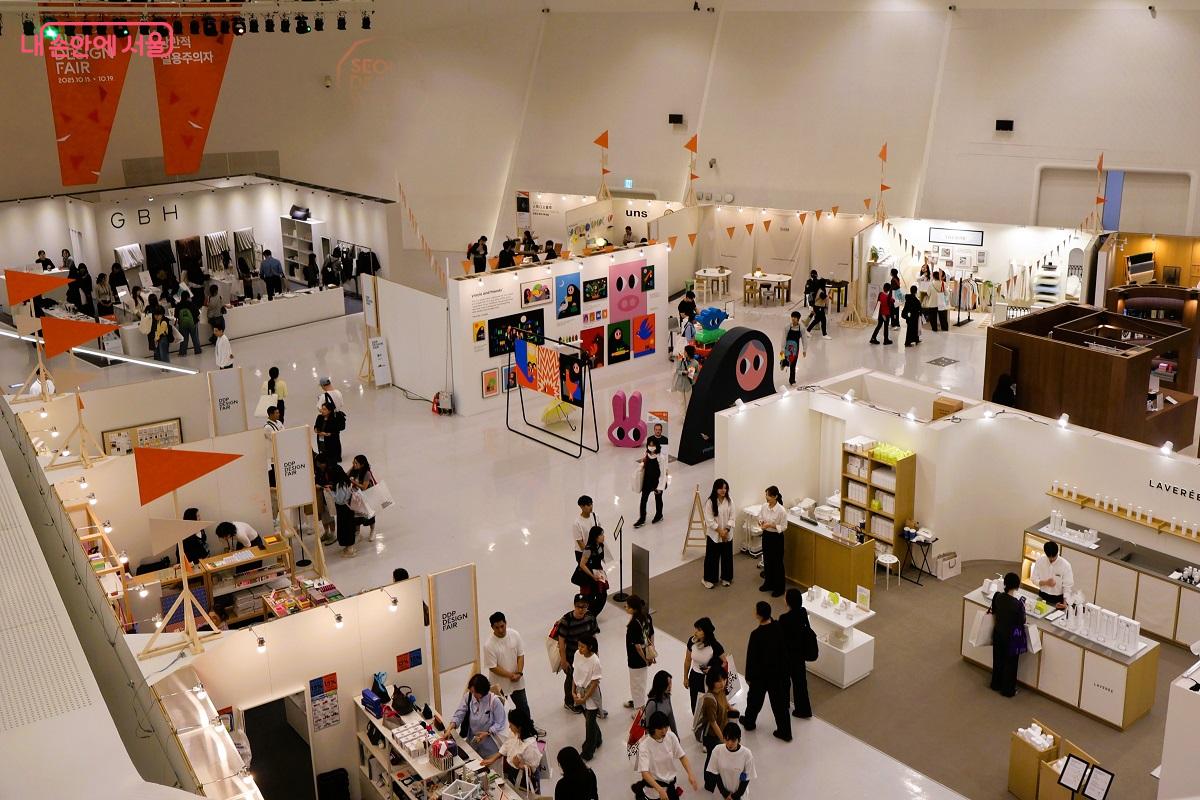DDP 디자인페어 행사장, 협업 인기 브랜드가 총출동 했다. ©이봉덕
