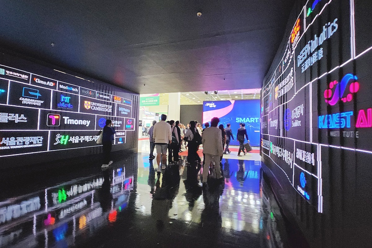 약자를 향하는 기술, '스마트라이프위크 2025' 관람기