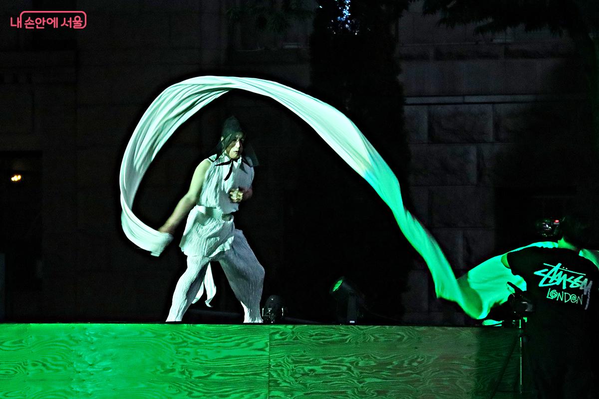 한국의 혼과 예술의 힘이 어우러진 감동적인 공연 ©이혜숙