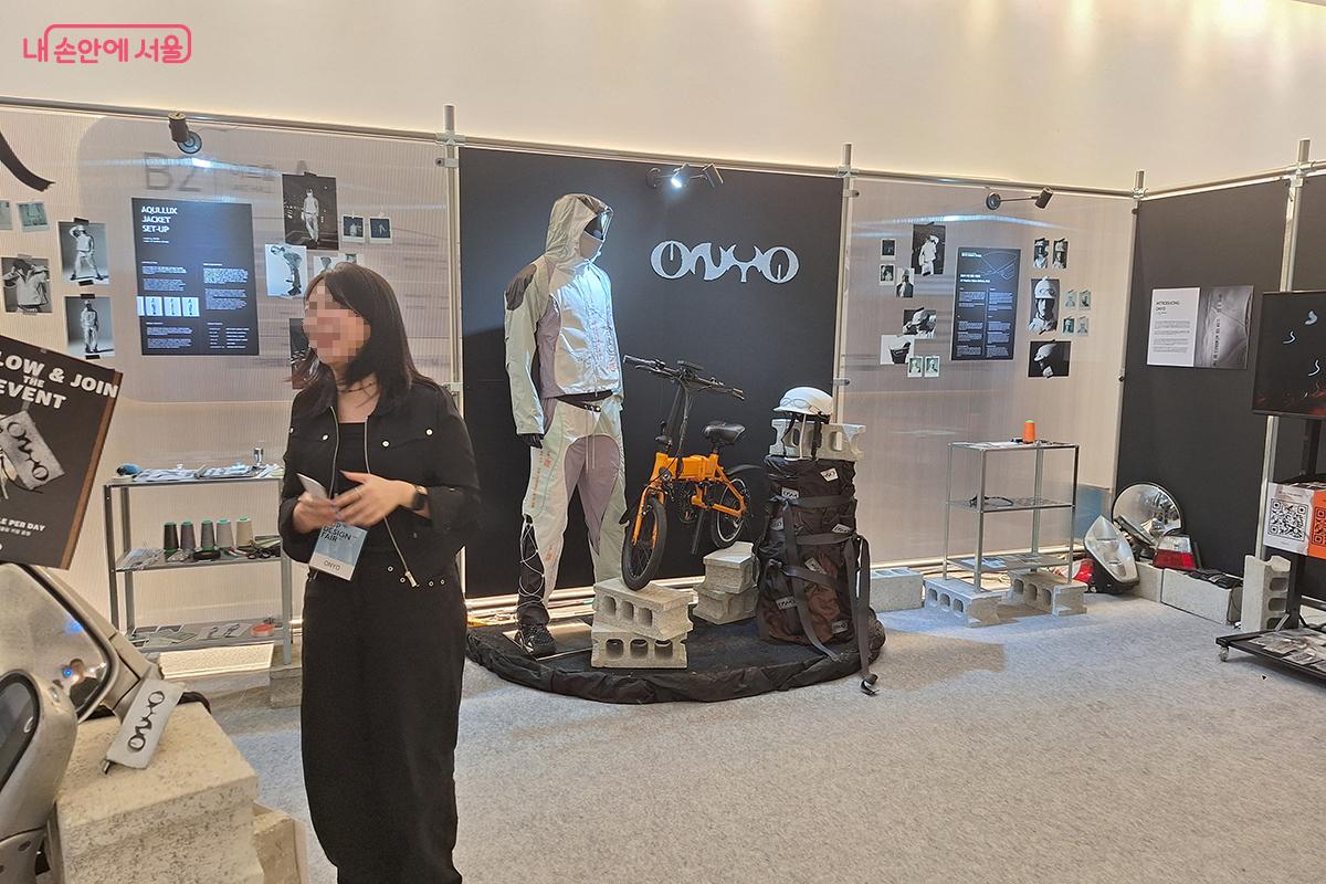 ‘서울디자인산업 스펙트럼’전시는 디자인이 산업을 움직이고, 기업이 다시 도시를 빛내는 순환 구조를 보여준다.