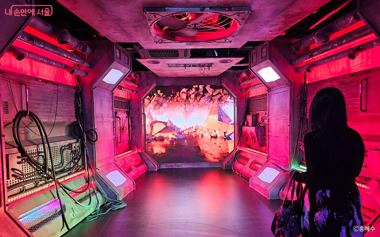 ‘하이커 그라운드’는 다양한 콘셉트의 공간으로 이루어져 있다.