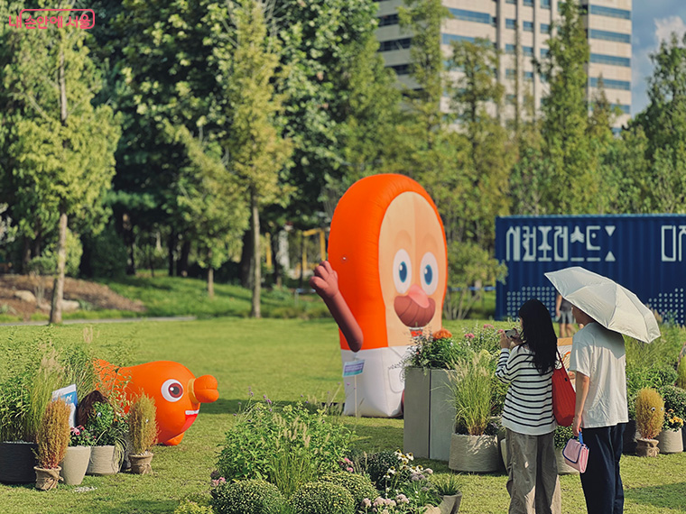 보라매공원에서 열리고 있는 ‘2025서울국제정원박람회’가 11월 2일까지 연장 운영된다.