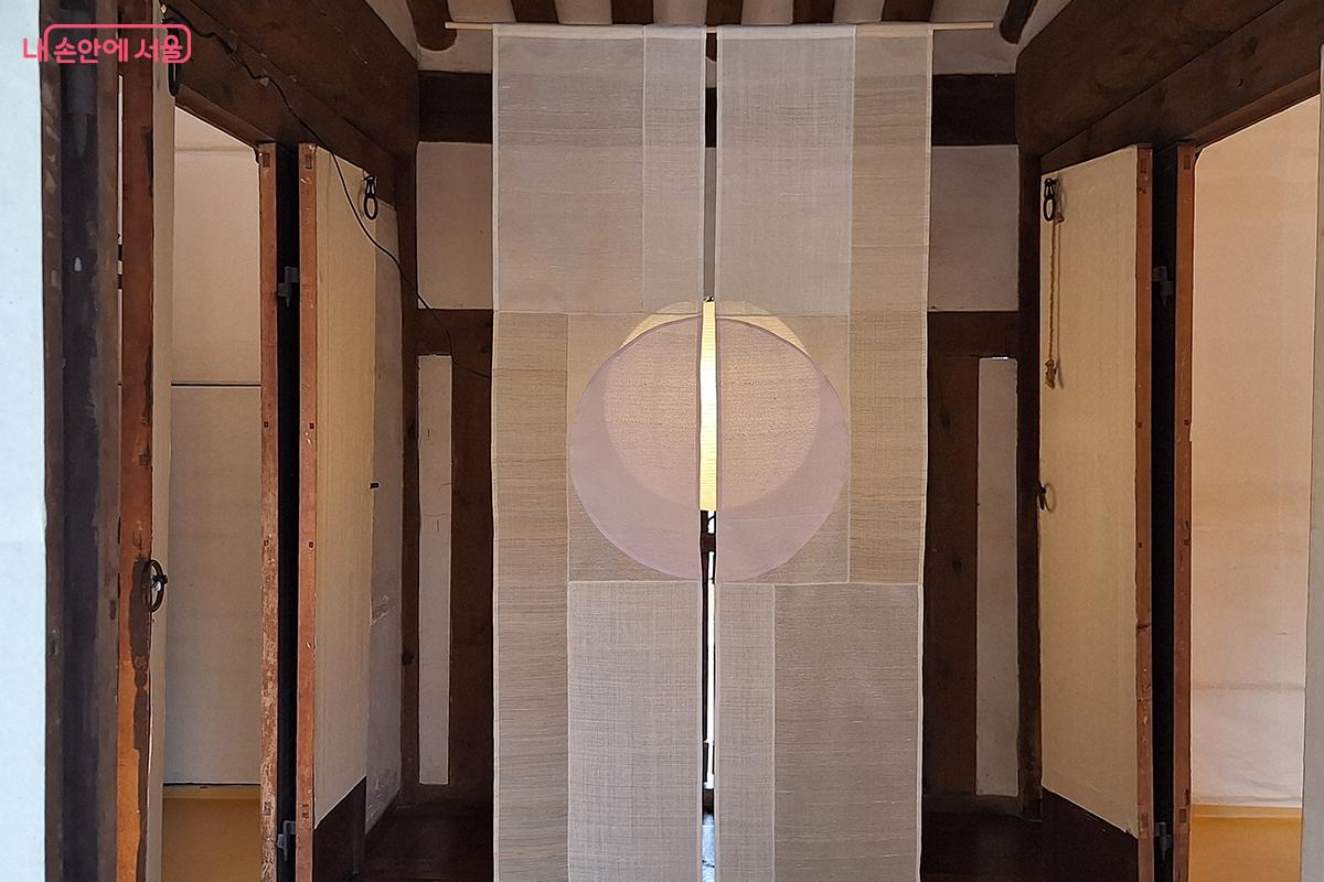 조각보의 정신을 현대적으로 계승한 브랜드, 온바이소이 ©정향선