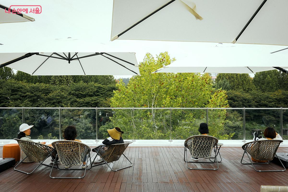 자연을 배경으로 시민 누구나 누릴 수 있는 복합 문화 공간이 더욱 소중하게 느껴진다. ©김아름