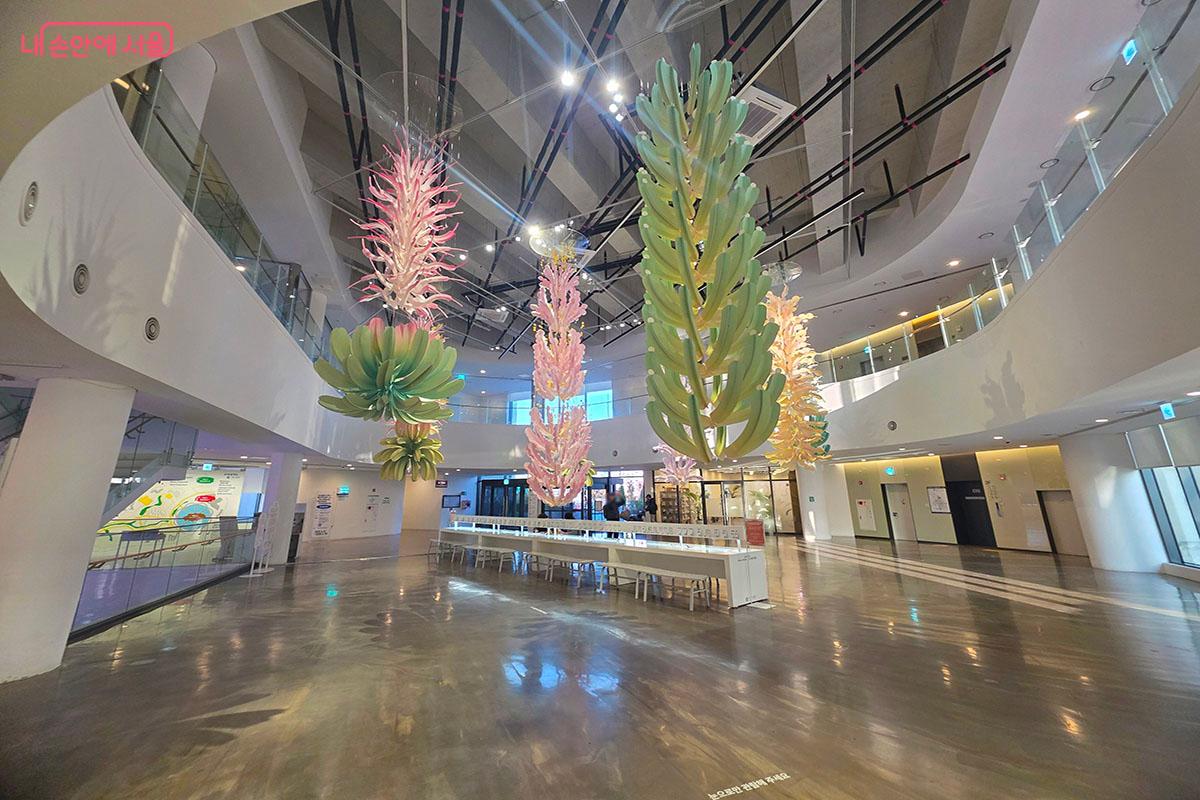 사계절 자연의 생명을 담은 양지윤 작가의 ‘기원의 모양’ ©이정민