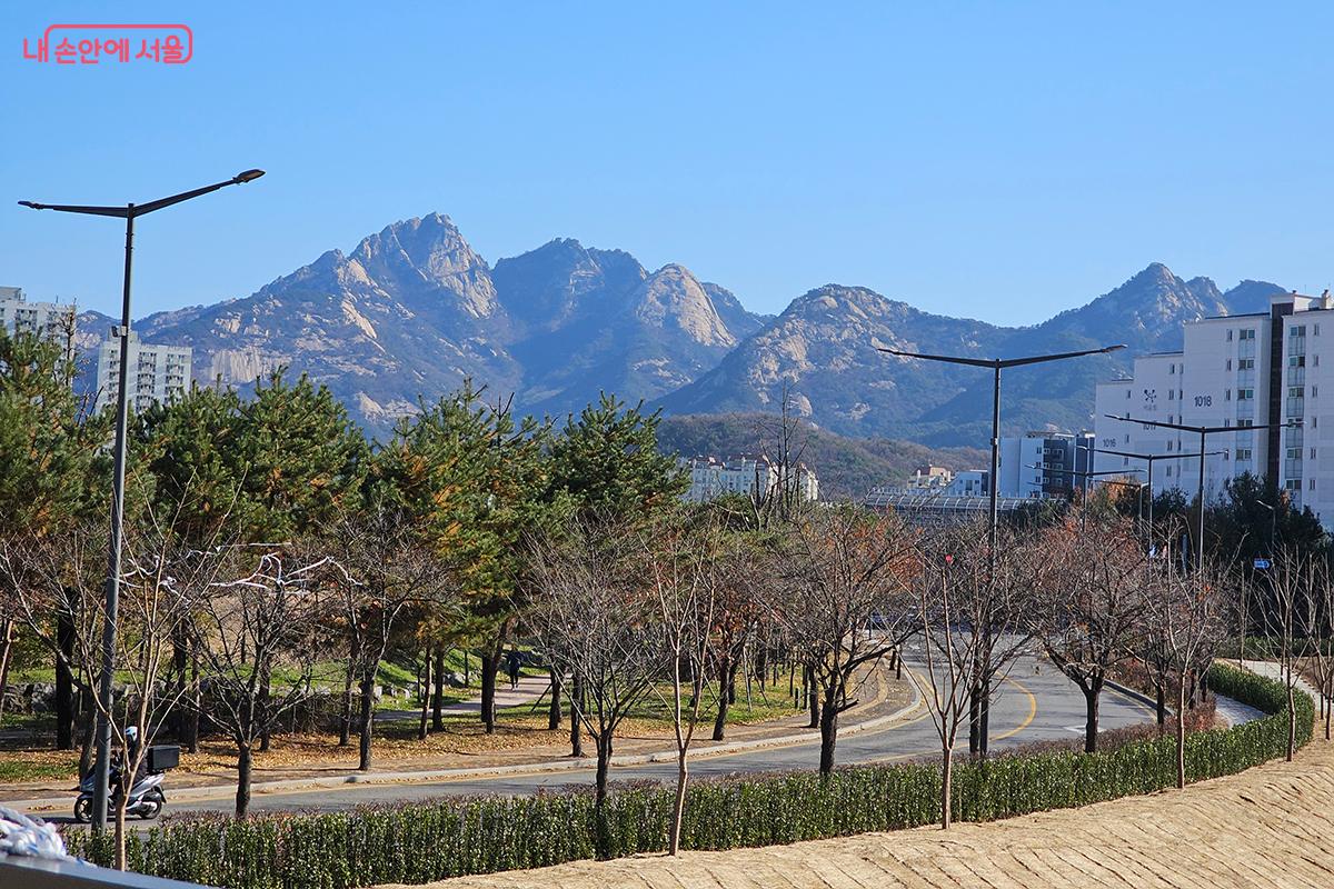 구파발천 수변활력거점이 모든 이들에게 '행복한 일상의 에피소드'를 제공하는 소중한 안식처가 되리라 확신한다. ©정향선