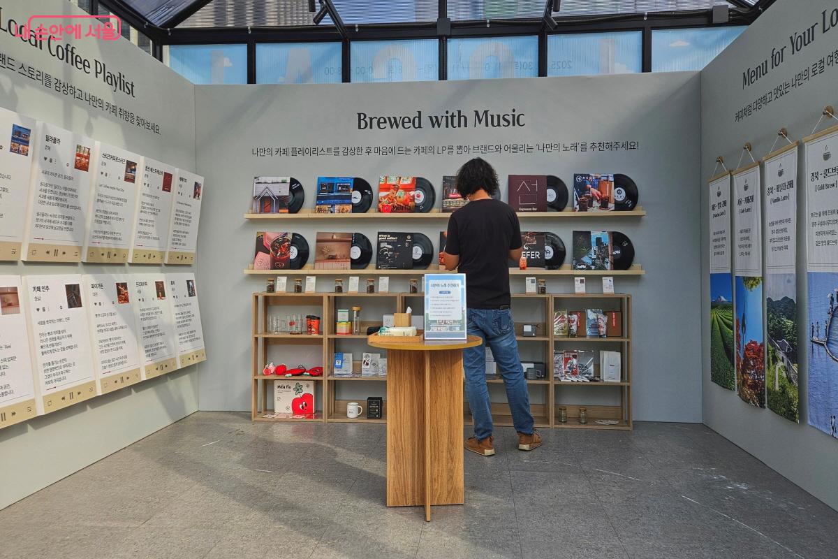 참여한 브랜드의 스토리를 만나볼 수 있는 공간 ©이선미 