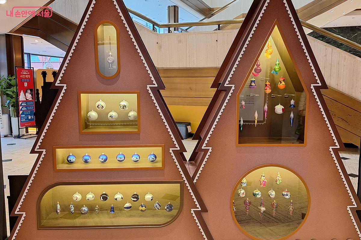 유리 비즈 장식으로 유명한 체코 포니클라의 가족 기업 라우티스(Rautis) ©이혜숙