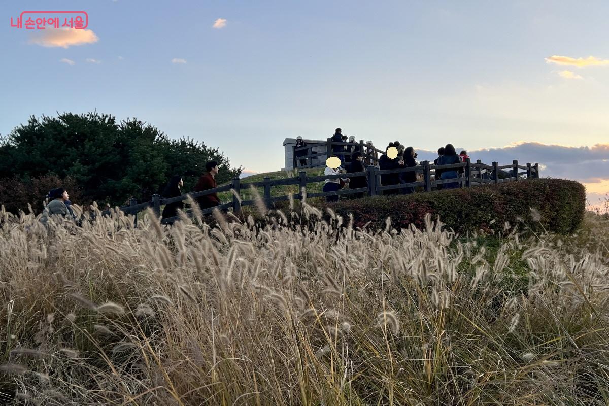 한양도성과 자연 경관, 서울 도심 뷰까지 한번에 볼 수 있다. ©박지영