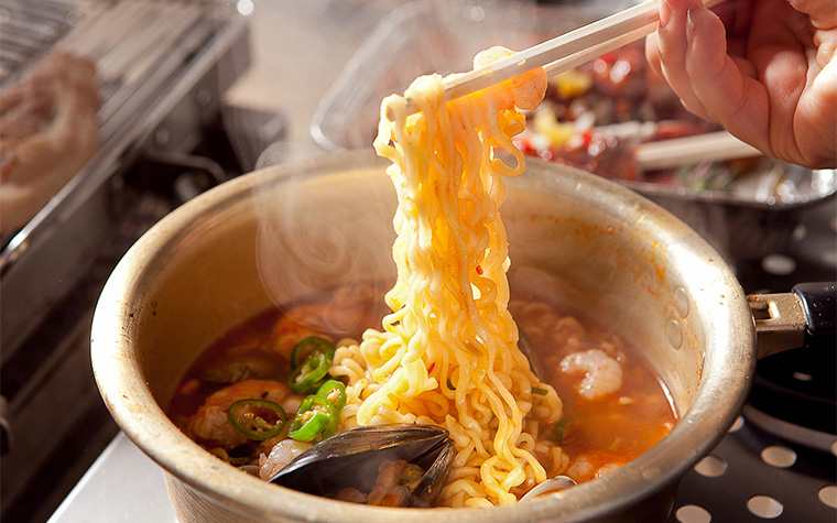 우리가 사랑하는 라면은 언제 어디서 태어났을까?