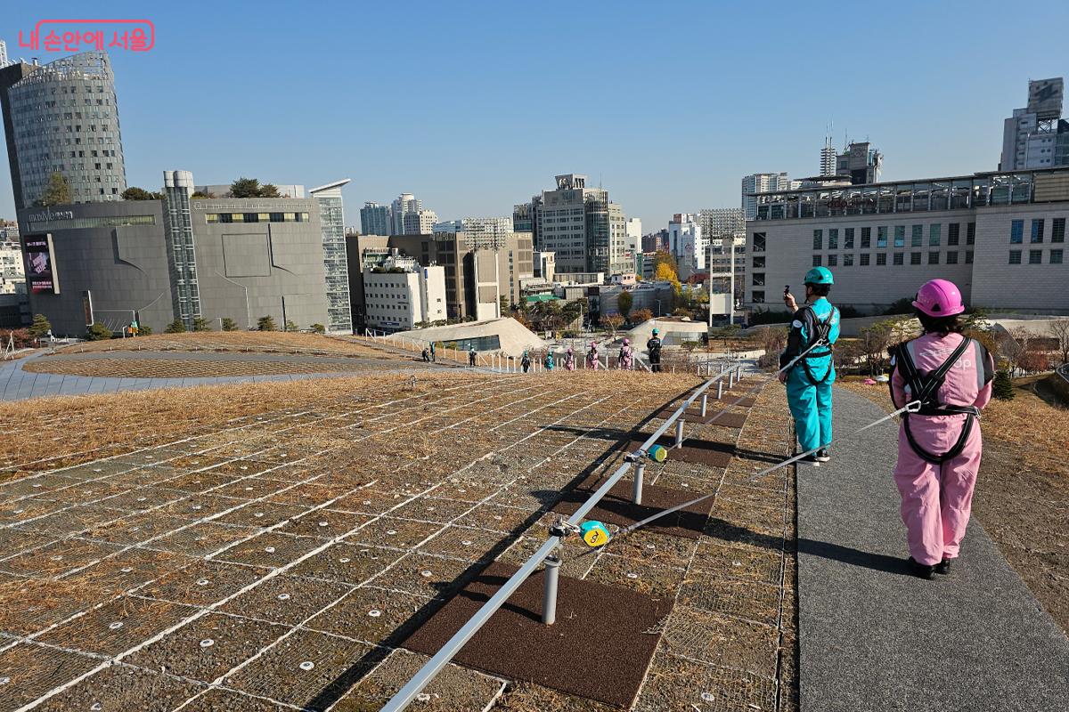 DDP의 독특한 건축미를 체험할 수 있는 ‘DDP 루프탑 투어’ ©오도연