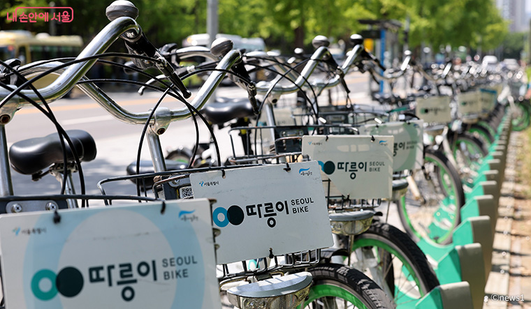 서울시는 따릉이 이용이 날로 높아지는 만큼 안전성 강화에 힘을 쏟고 있다. 
