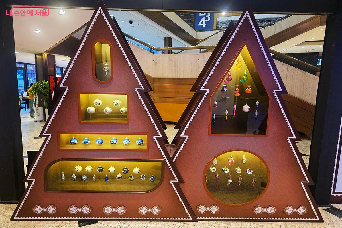 유네스코 인류무형문화유산에 대표 목록에 등재된 체코의 유리 크리스마스 장식품 ©이정민