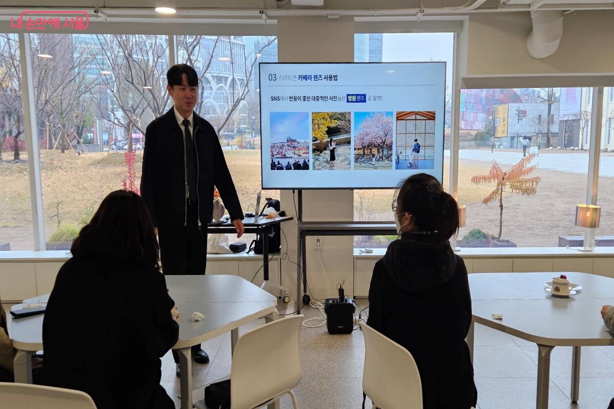 사진을 잘 찍으려면 렌즈를 잘 사용해야 한다. &copy;이선미