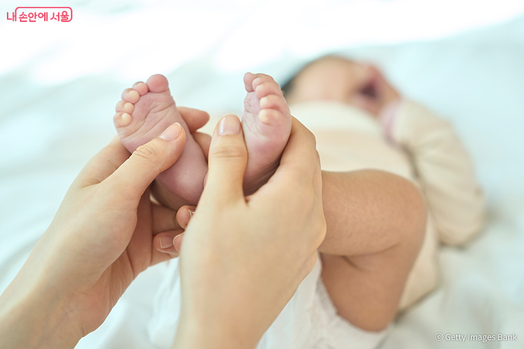 산모 회복 뿐 아니라 신생아 목욕·수유 교육 등을 제공한다. 