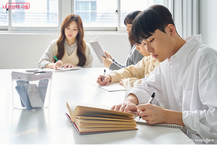 진로 탐색과 실무 역량을 강화하여 실무형 인재로 거듭나게 된다.