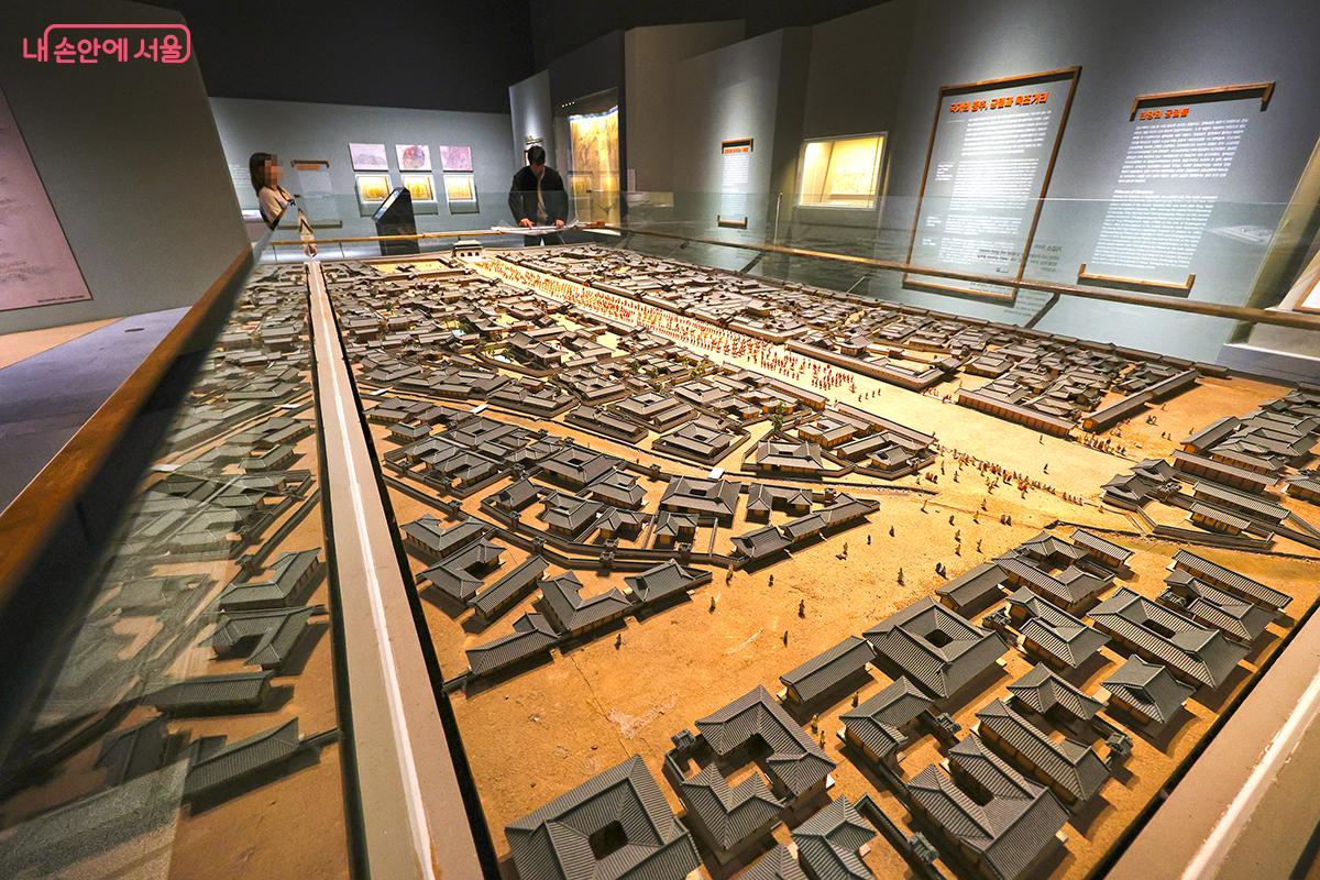 압도적인 스케일을 자랑하는 '육조거리 모형' ©김주연