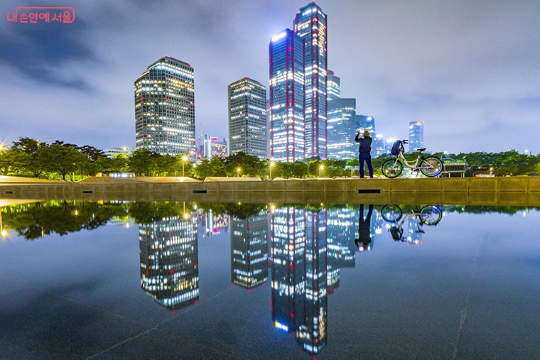 시민들은 따릉이를 평일에는 출퇴근용으로, 주말에는 여가용으로 많이 활용했다.
