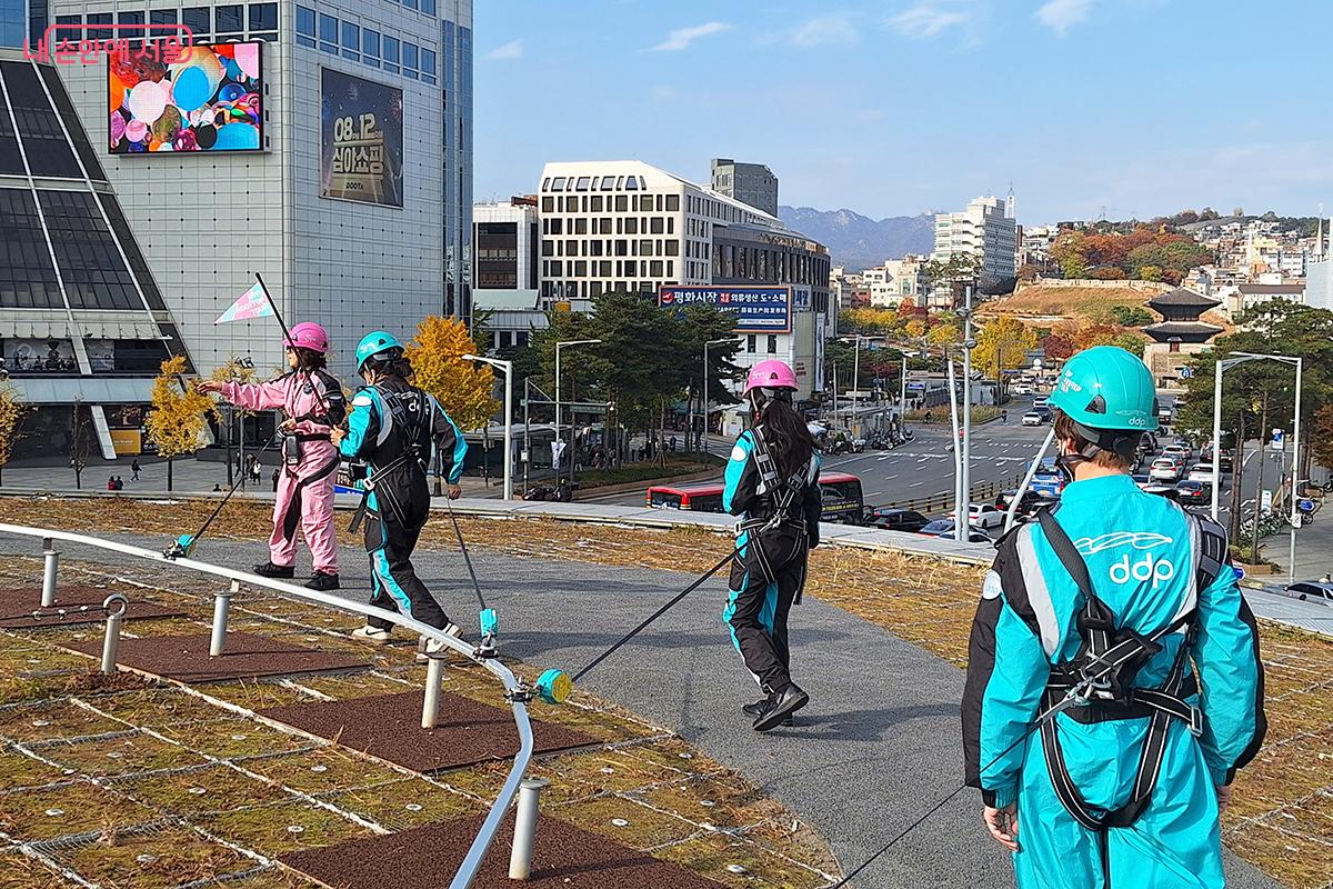 3구간 '파노라마' 구간은 360도로 펼쳐지는 시야를 통해 새로운 서울의 모습을 감상할 수 있다. ©백승훈