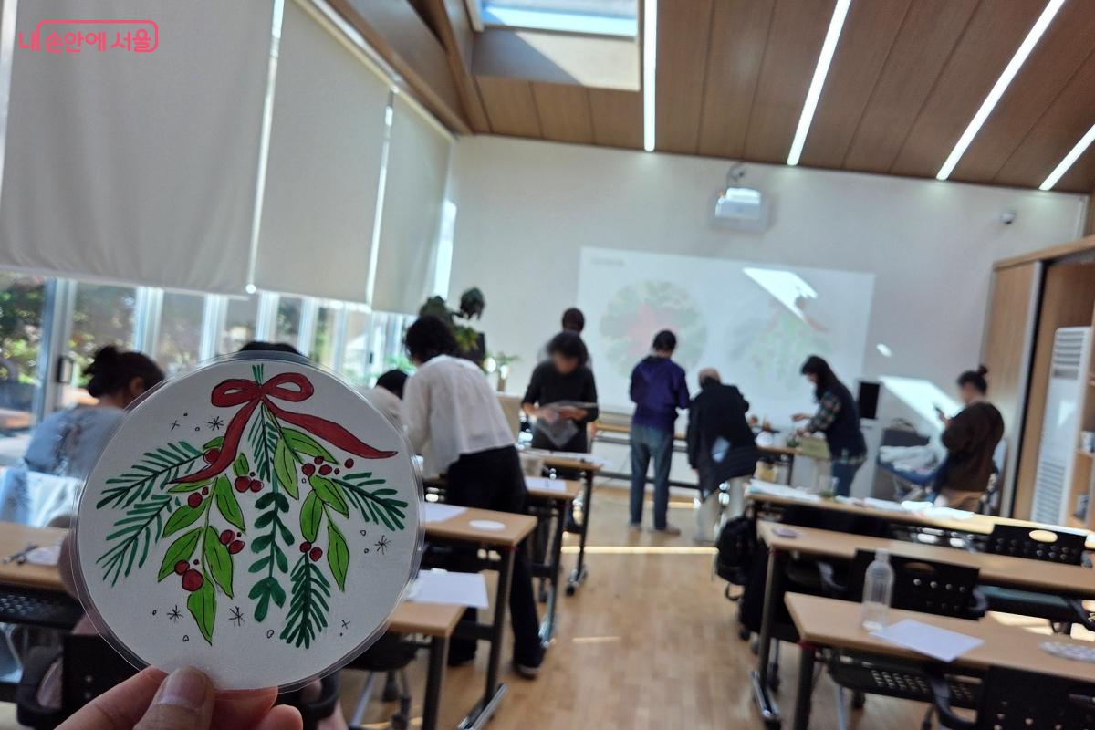 식물의 아름다움을 그림으로 표현하는 보태니컬아트 &copy;김미선