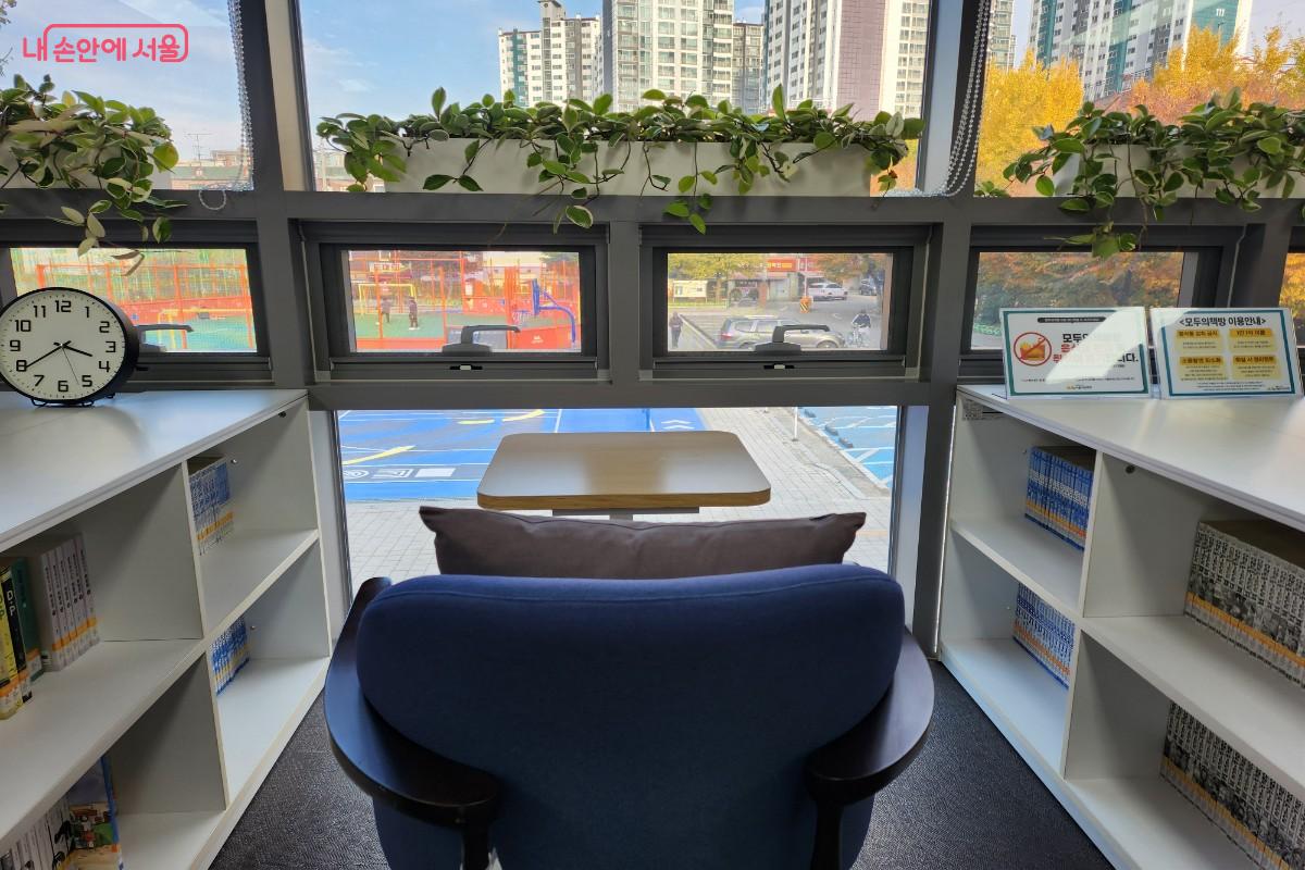 모두의책방에서 바라본 전경 &copy;이주영