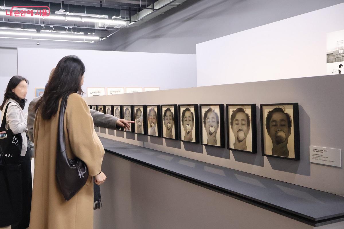 사진을 기록의 수단에서 사유와 실험의 매체로 확장을 제시하고 있다. ©이봉덕 