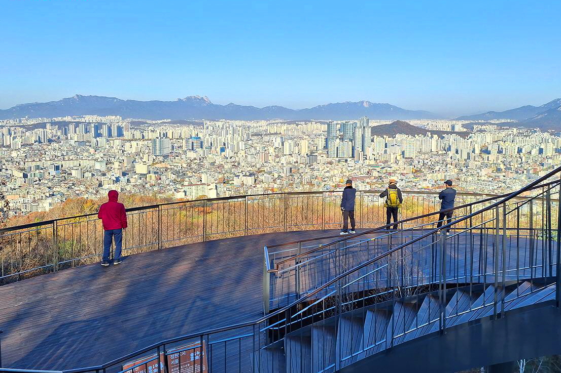 N서울타워·북한산까지 다 보인다?! '용마산 스카이워크' 탐방기
