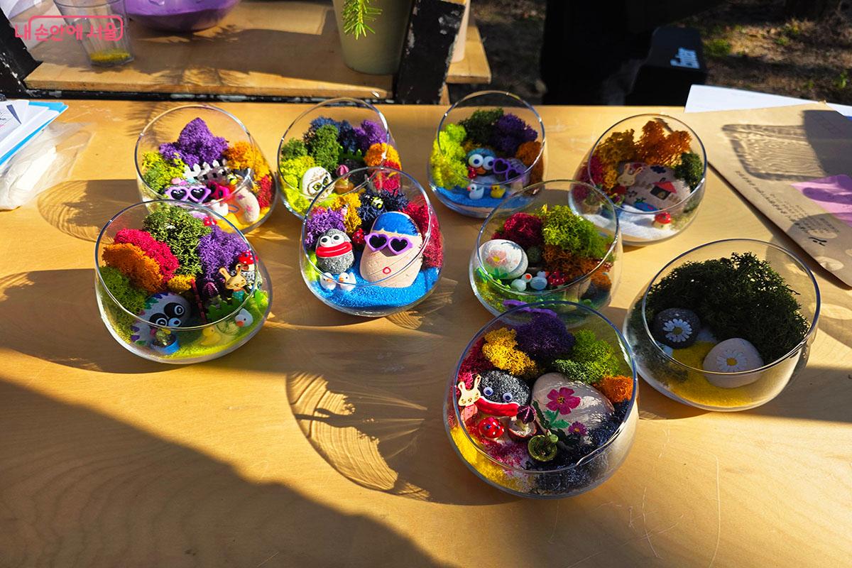 남산의 가을 풍경을 표현한 '정원을 여행하는 돌 테라리움' ©이정민