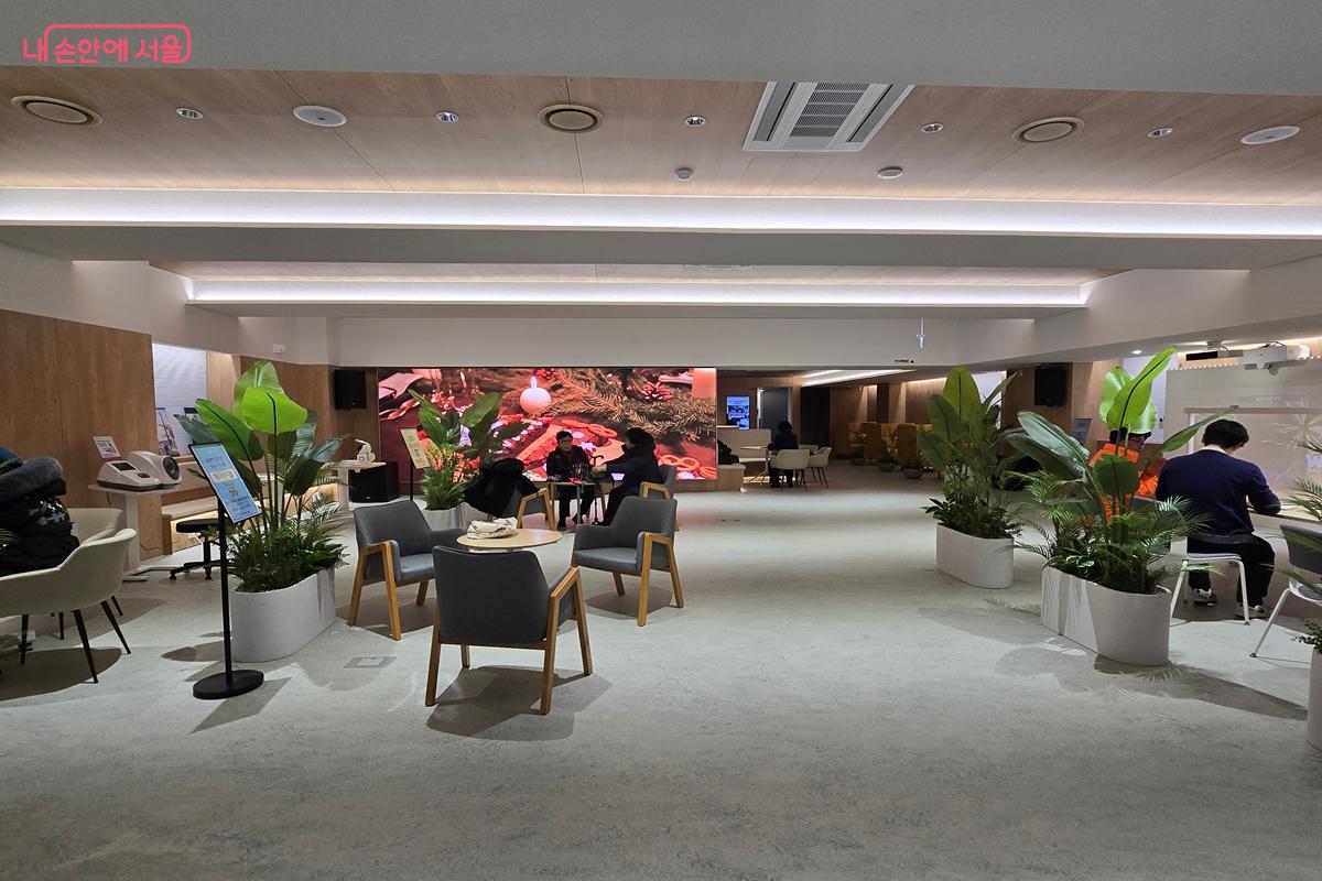 도봉센터는 약 152평의 넓은 공간을 활용해 이용자들의 편리를 돕고 있다. ©강사랑