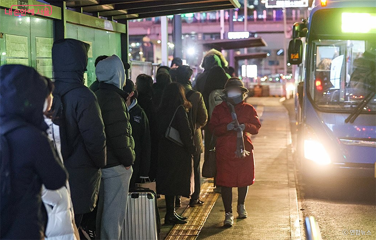 15일부터 심야시간 시민이 집중된는 주요 지점의 버스 막차시간이 연장된다.