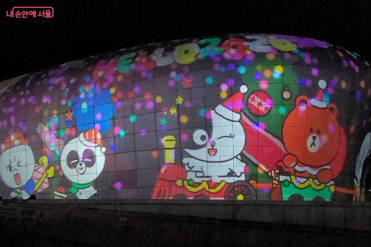 'SEOUL with LINE FRIENDS' 테마 모습 &copy;이동영