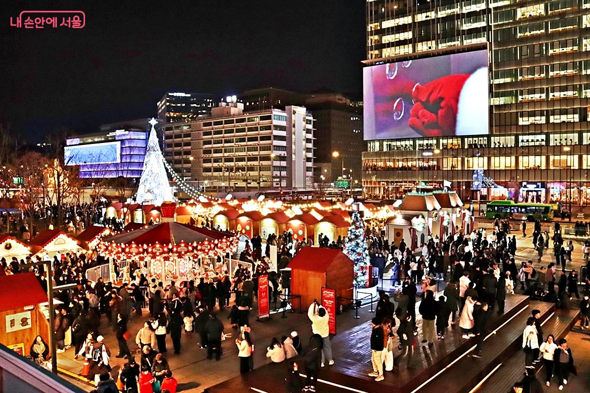 '2025 서울윈터페스타'는 구경만 하는 축제가 아니라 함께 웃고, 반응하고, 즐기는 진짜 시민 참여형 축제였다. &copy;정향선