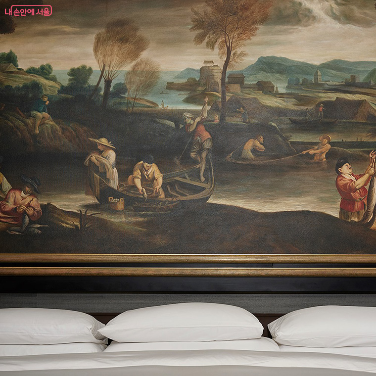 《컴백홈》 정경자, <So, Suite_01> (2018, Digital Pigment Print)