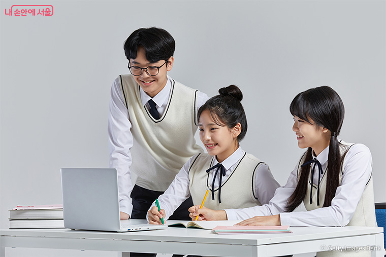 서울런이 겨울방학을 맞아 다채로운 학습‧체험 프로그램을 진행한다. 