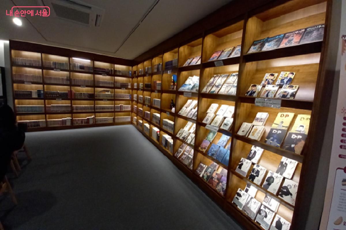 무료로 볼 수 있는 만화책 ©박유진