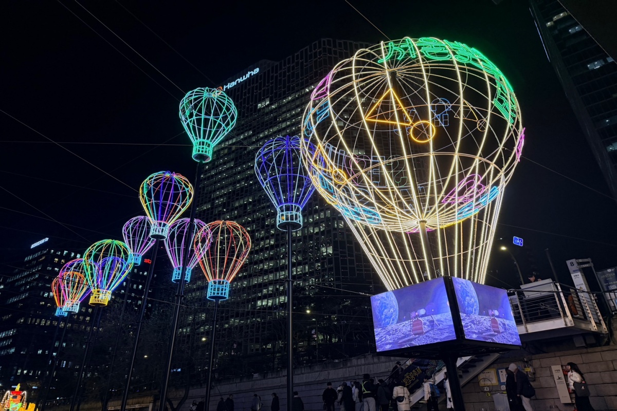 겨울밤 어디 갈까? 빛의 마법 펼쳐지는 '서울빛초롱축제' 