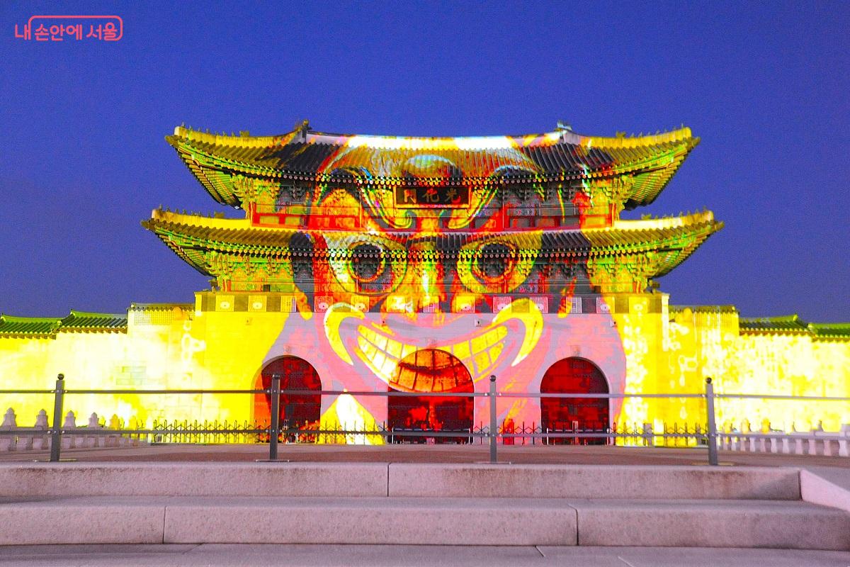 &lsquo;서울의 희망과 미래는 사람&rsquo;이라는 메시지를 전해 주는 더퍼스트게이트의 <제스처 팝!>  &copy;조수봉