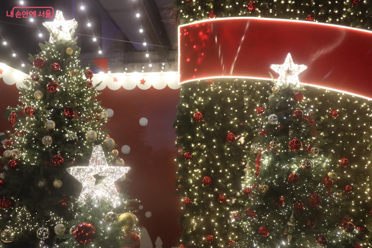 포토존을 꾸민 장식들 &copy;조송연