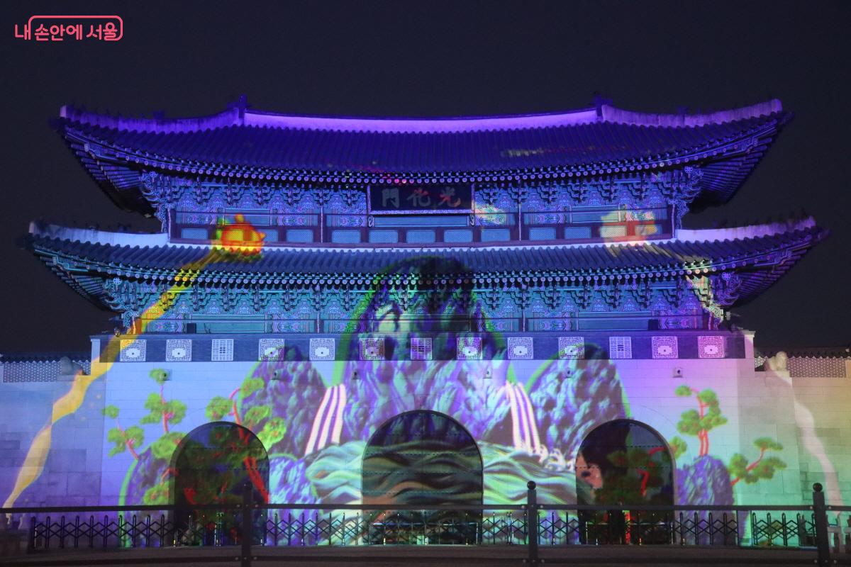 해와 달이 만난다.