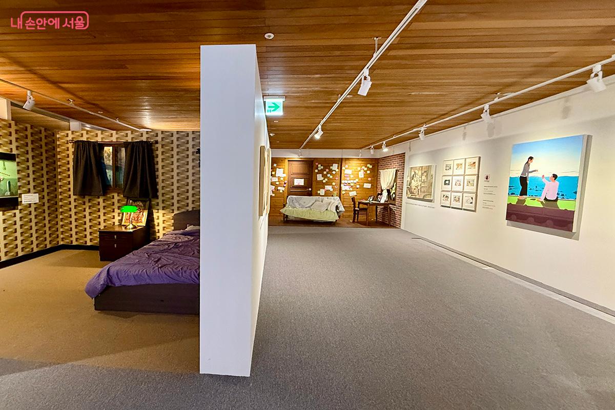 서울이 무대가 된 작품들을 재해석해 전시를 마련했다. ©김미정