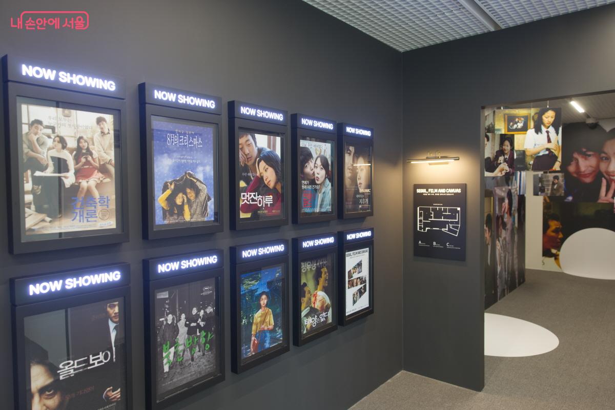 4층에는 개관 기념 기획전시가 열리고 있다. &copy;임중빈